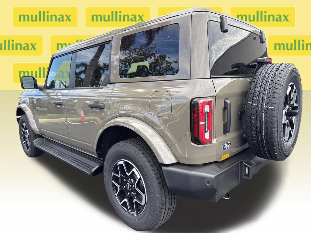 2026 Marsh Gray Ford Bronco Outer Banks 4X4 SUV