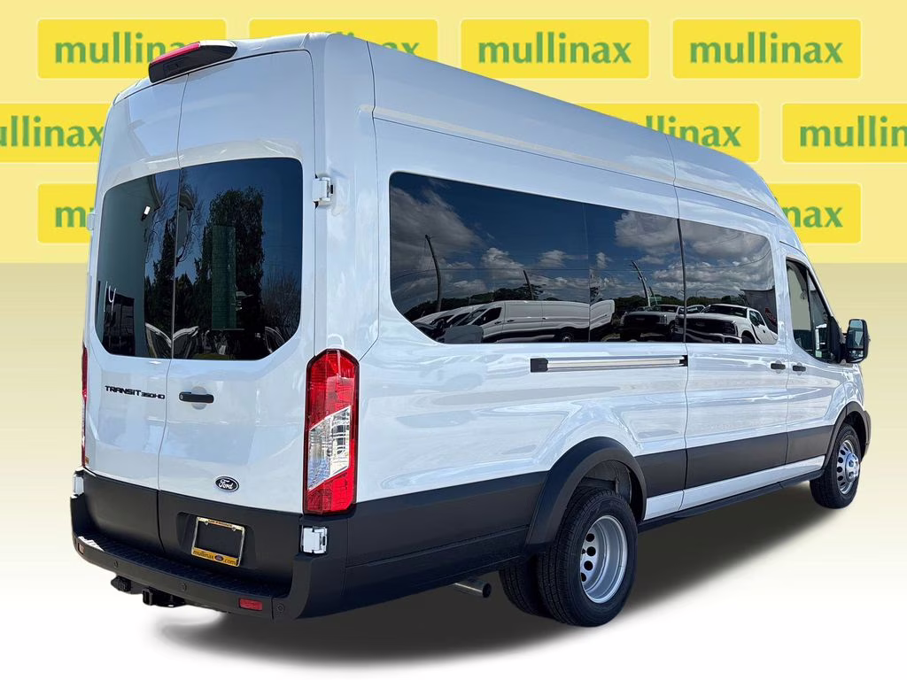 2026 Oxford White Ford Transit-350 XL RWD Crossover