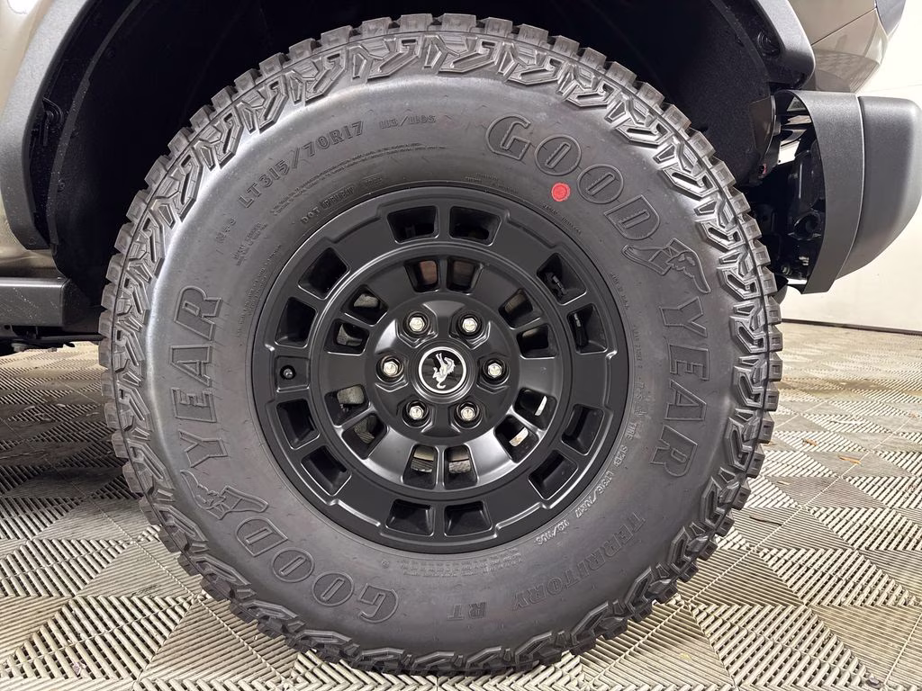 2026 Marsh Gray Ford Bronco Badlands 4X4 SUV