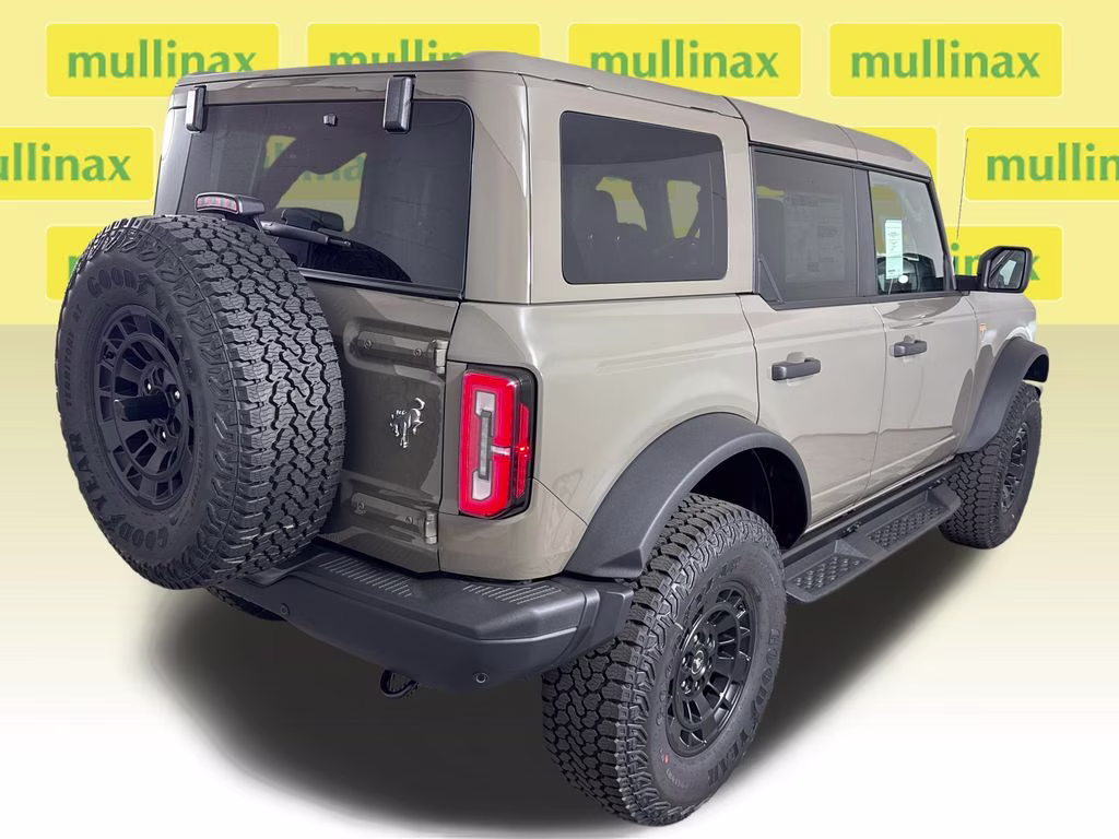 2026 Marsh Gray Ford Bronco Badlands 4X4 SUV