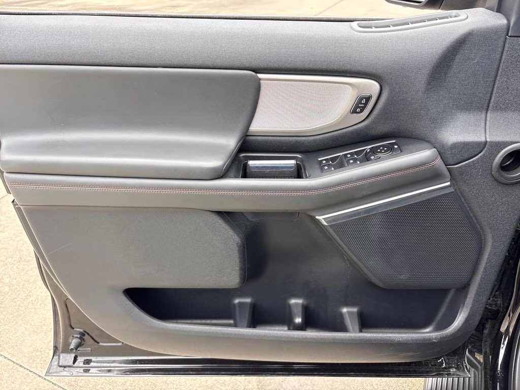 2025 Agate Black Metallic Ford Expedition Active RWD SUV