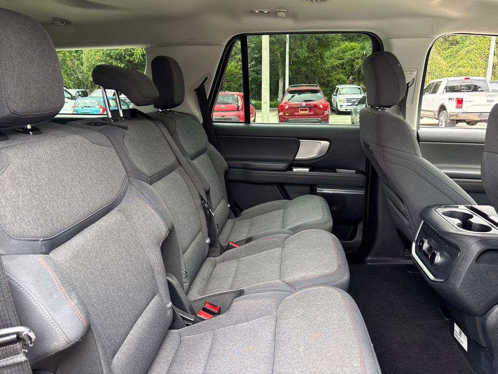 2025 Agate Black Metallic Ford Expedition Active RWD SUV