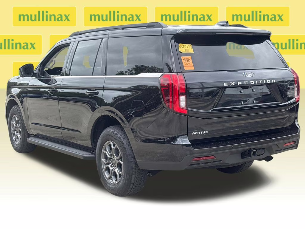 2025 Agate Black Metallic Ford Expedition Active RWD SUV