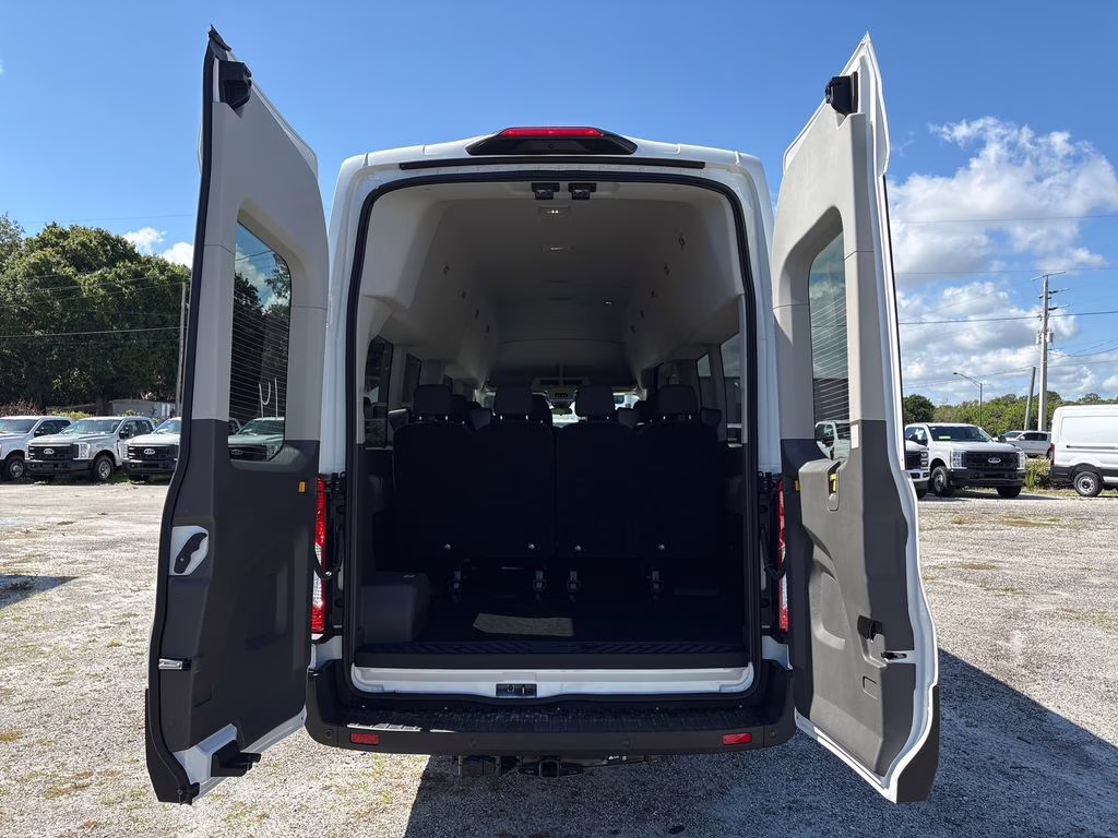 2026 Oxford White Ford Transit-350 XL RWD Crossover