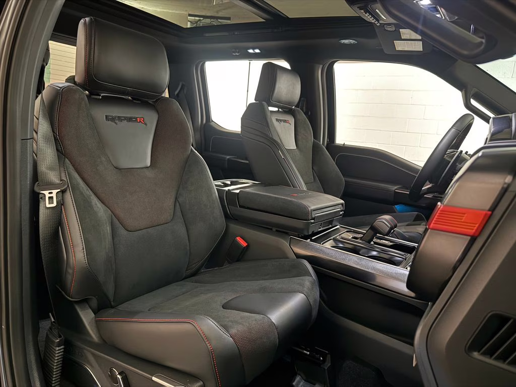 2026 Agate Black Metallic Ford F-150 Raptor R 4X4 Truck