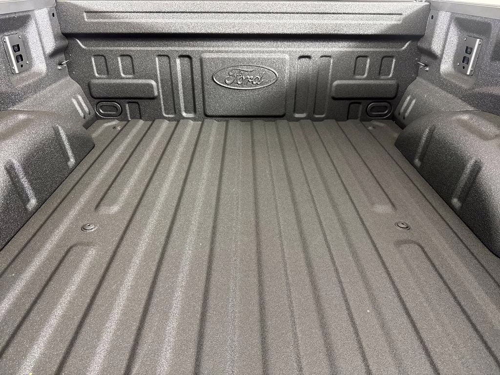 2026 Agate Black Metallic Ford F-150 Raptor R 4X4 Truck