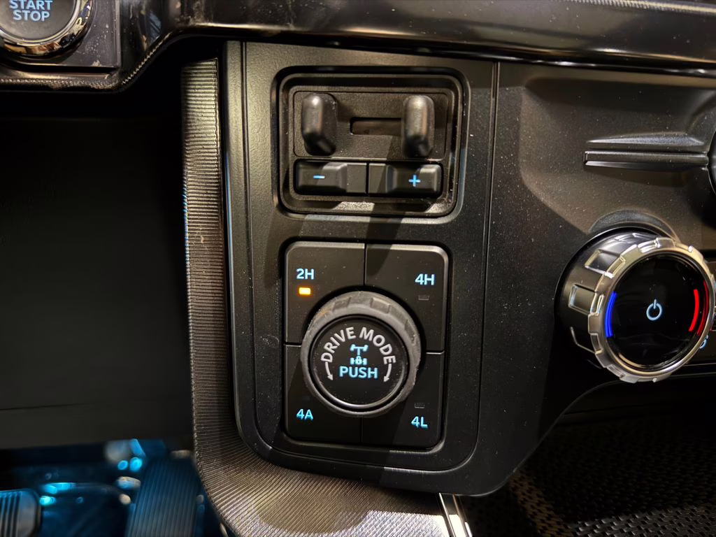 2026 Agate Black Metallic Ford F-150 Raptor R 4X4 Truck