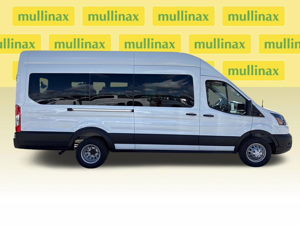 2026 Oxford White Ford Transit-350 XL RWD Crossover