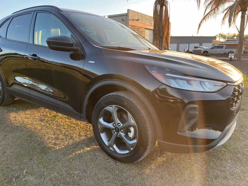 2025 Black Metallic Ford Escape ST-Line AWD SUV