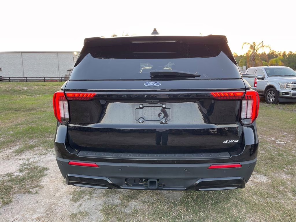 2025 Black Metallic Ford Explorer ST-Line 4X4 SUV