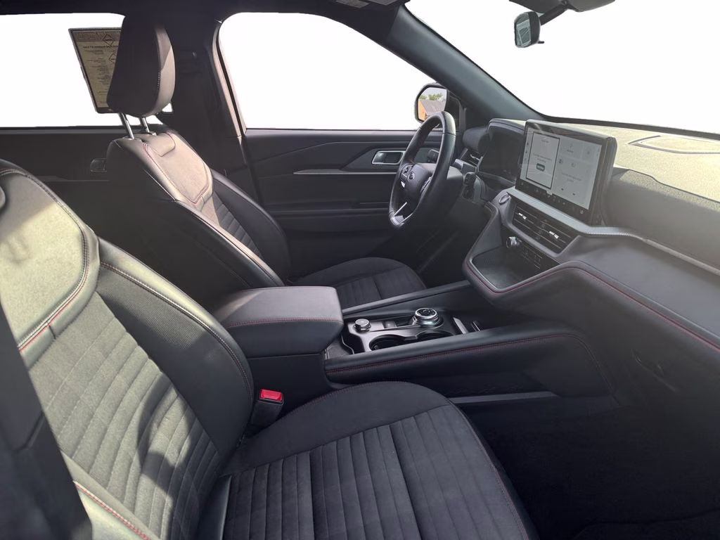 2025 Black Metallic Ford Explorer ST-Line 4X4 SUV