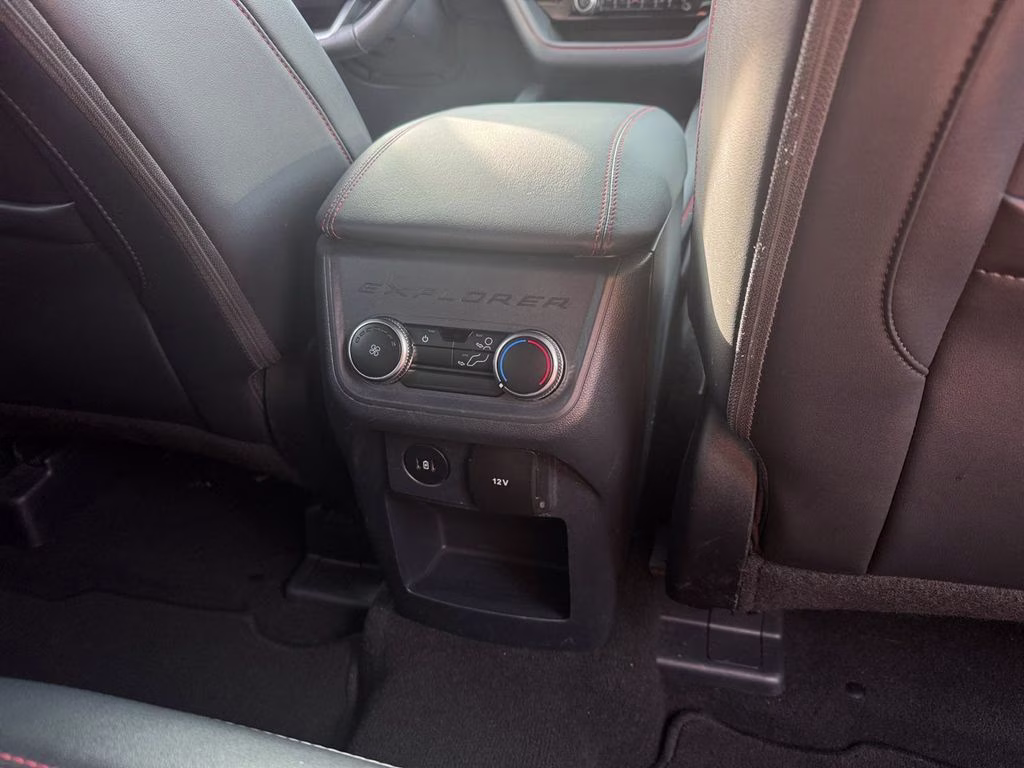 2025 Black Metallic Ford Explorer ST-Line 4X4 SUV