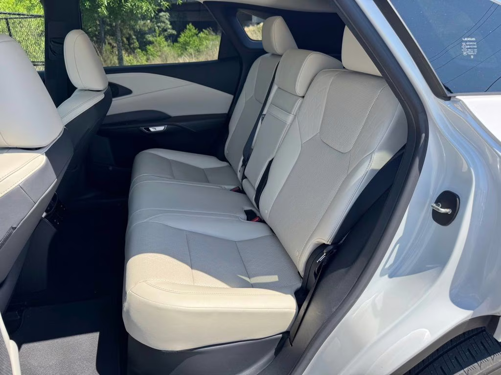 2023 White Pearl Lexus RX 350 Premium Plus FWD SUV