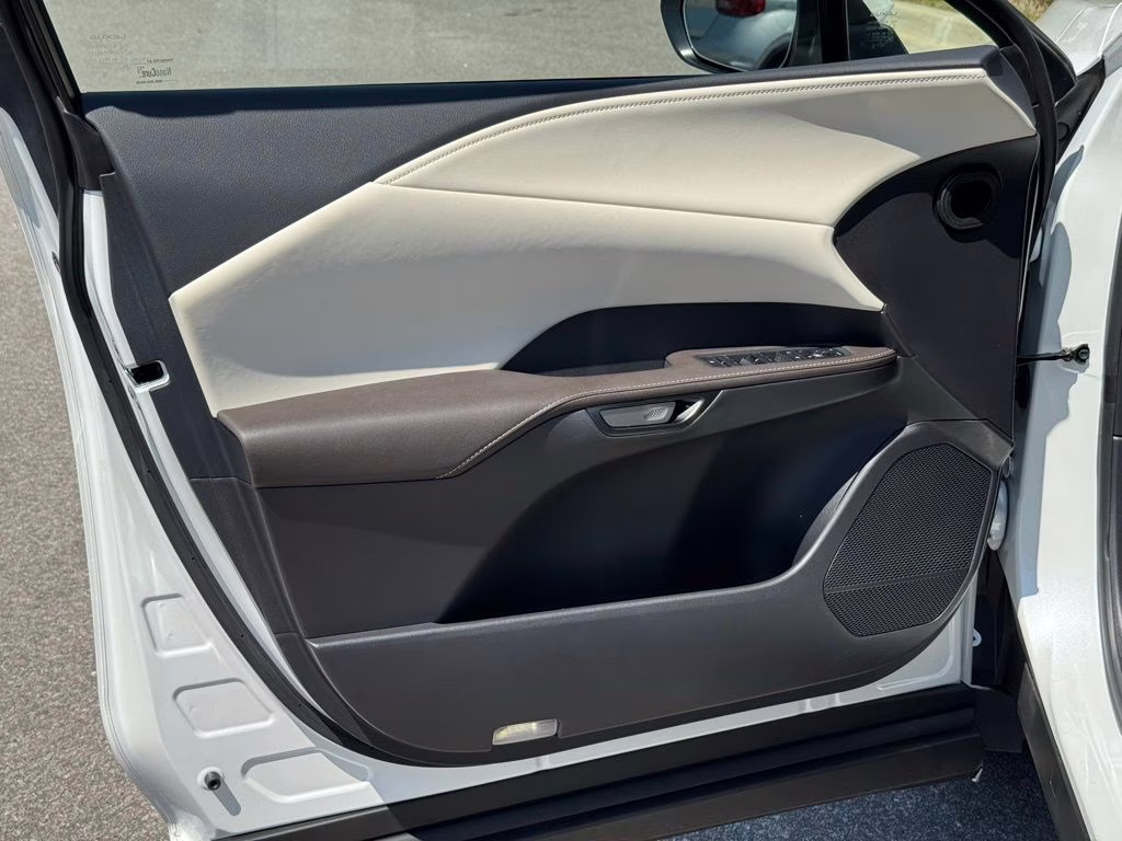 2023 White Pearl Lexus RX 350 Premium Plus FWD SUV