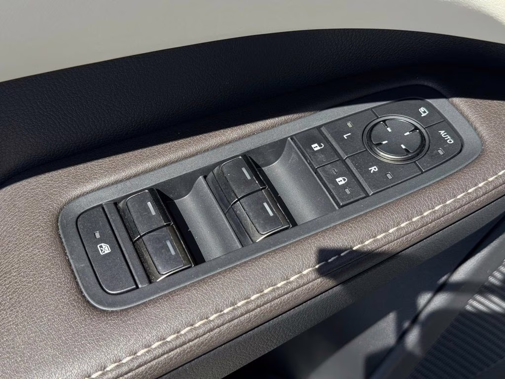 2023 White Pearl Lexus RX 350 Premium Plus FWD SUV