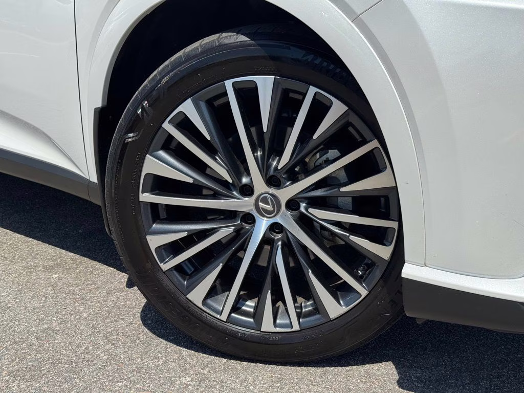2023 White Pearl Lexus RX 350 Premium Plus FWD SUV