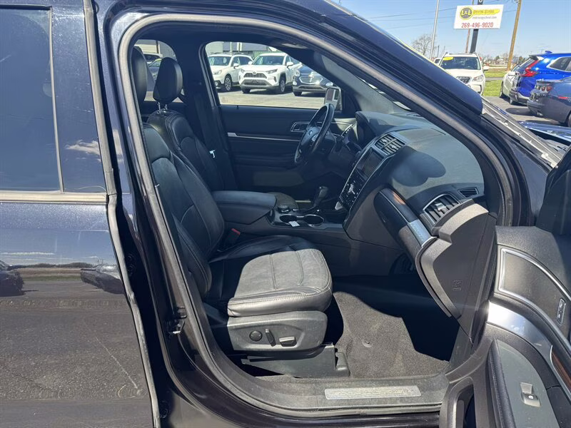 2019 Agate Black Ford Explorer Limited 4X4 SUV