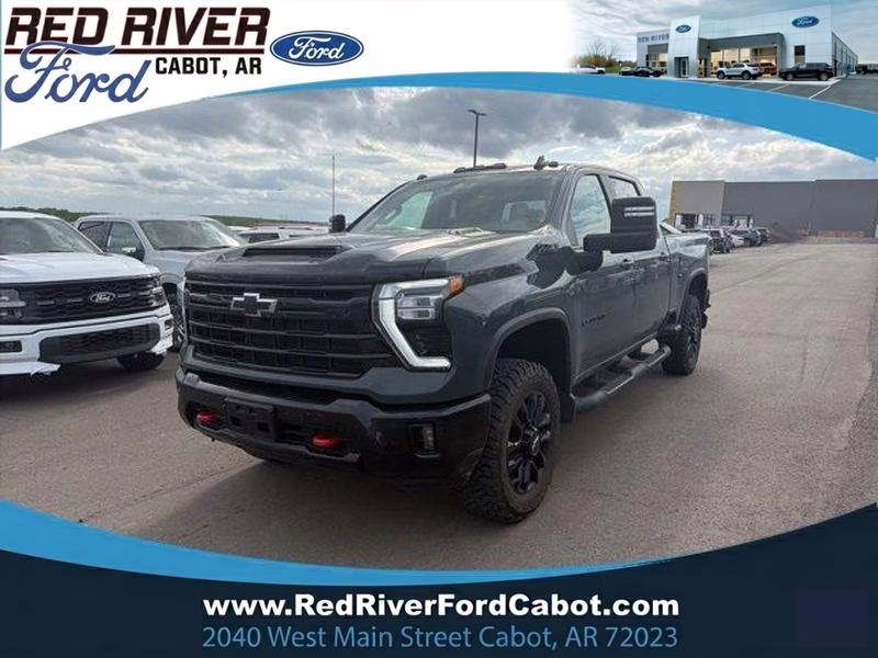 2025 Cypress Gray Chevrolet Silverado LT 4X4 Truck