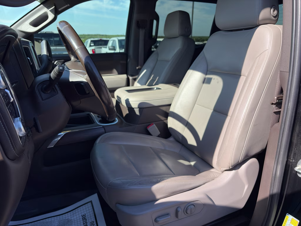 2020 Onyx Black GMC Sierra SLT 4X4 Truck