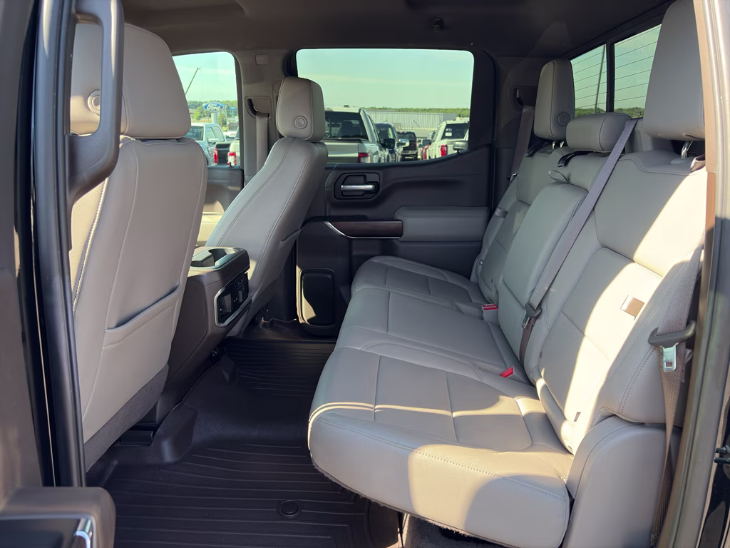2020 Onyx Black GMC Sierra SLT 4X4 Truck