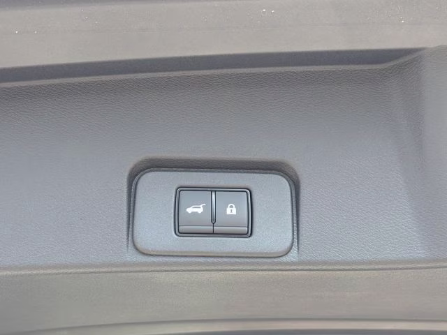 2026 Everest White Pearl Tricoat Nissan Rogue Dark Armor AWD SUV