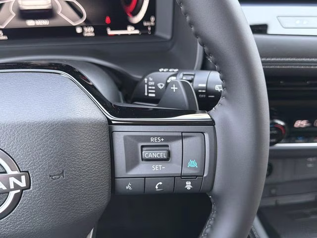 2026 Everest White Pearl Tricoat Nissan Rogue Platinum AWD SUV