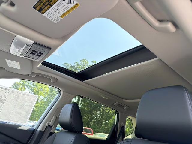 2026 Everest White Pearl Tricoat Nissan Rogue Platinum AWD SUV