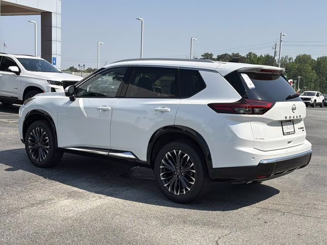 2026 Everest White Pearl Tricoat Nissan Rogue Platinum AWD SUV