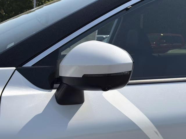 2026 Everest White Pearl Tricoat Nissan Rogue Platinum AWD SUV