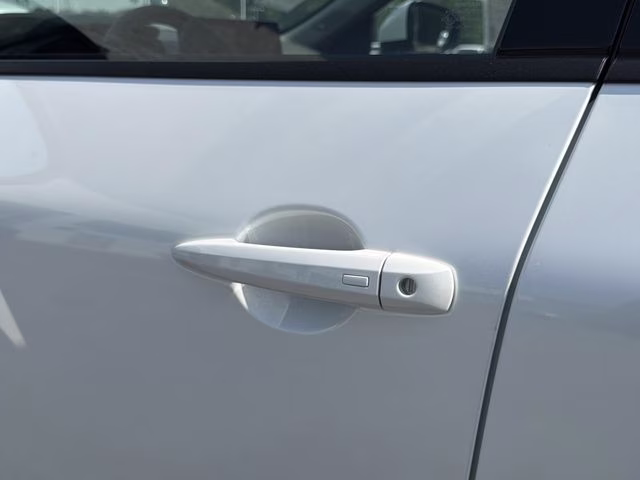 2026 Everest White Pearl Tricoat Nissan Rogue Platinum AWD SUV