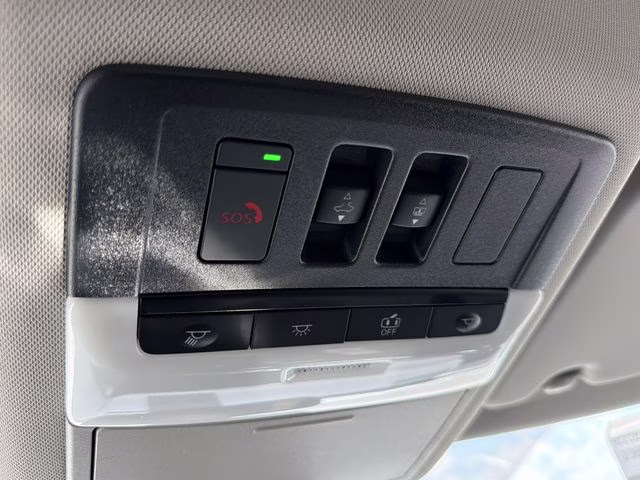2026 Everest White Pearl Tricoat Nissan Rogue Platinum AWD SUV