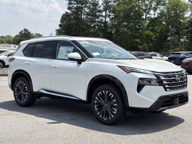 2026 Everest White Pearl Tricoat Nissan Rogue Platinum AWD SUV