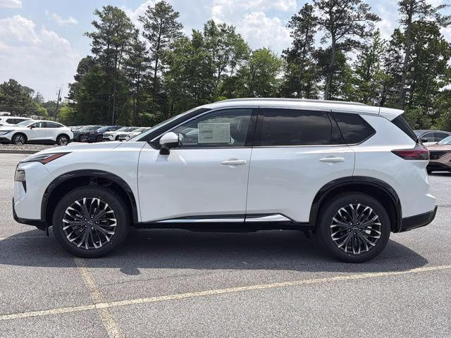 2026 Everest White Pearl Tricoat Nissan Rogue Platinum AWD SUV