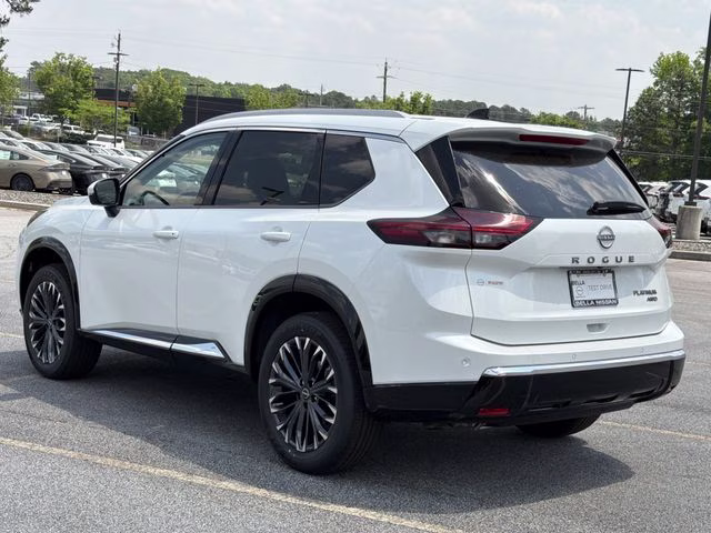 2026 Everest White Pearl Tricoat Nissan Rogue Platinum AWD SUV