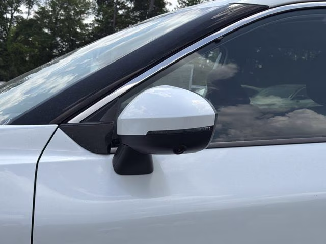 2026 Everest White Pearl Tricoat Nissan Rogue Platinum AWD SUV