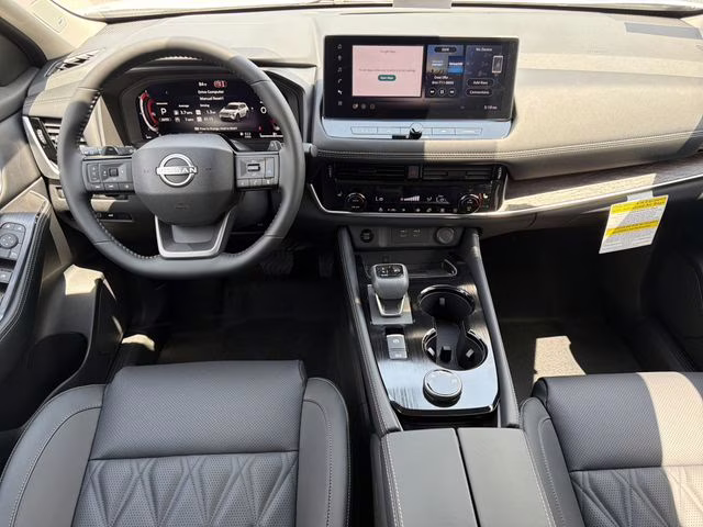 2026 Everest White Pearl Tricoat Nissan Rogue Platinum AWD SUV