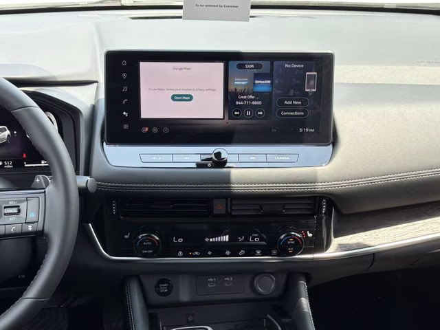 2026 Everest White Pearl Tricoat Nissan Rogue Platinum AWD SUV