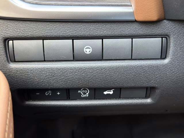 2026 Everest White Pearl Tricoat Nissan Rogue Platinum AWD SUV