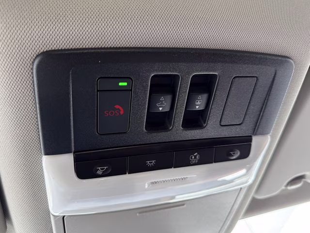2026 Everest White Pearl Tricoat Nissan Rogue Platinum AWD SUV