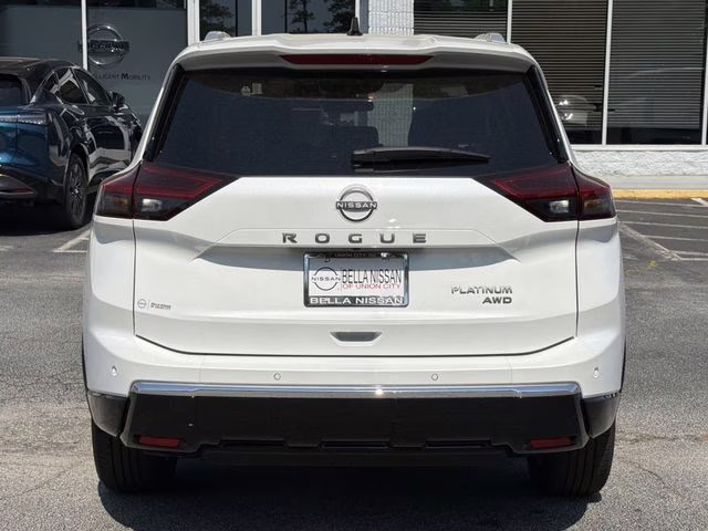 2026 Everest White Pearl Tricoat Nissan Rogue Platinum AWD SUV