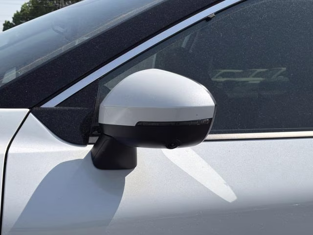 2026 Everest White Pearl Tricoat Nissan Rogue Platinum AWD SUV