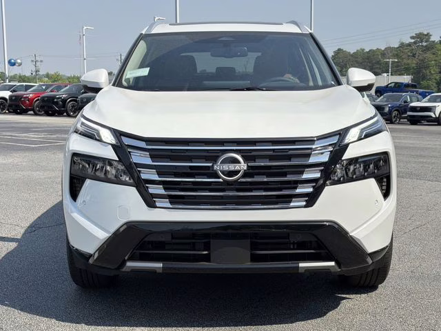 2026 Everest White Pearl Tricoat Nissan Rogue Platinum AWD SUV