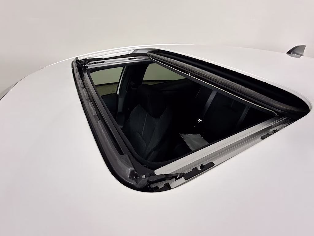 2026 Platinum White Pearl Honda Accord Hybrid Sport FWD Sedan