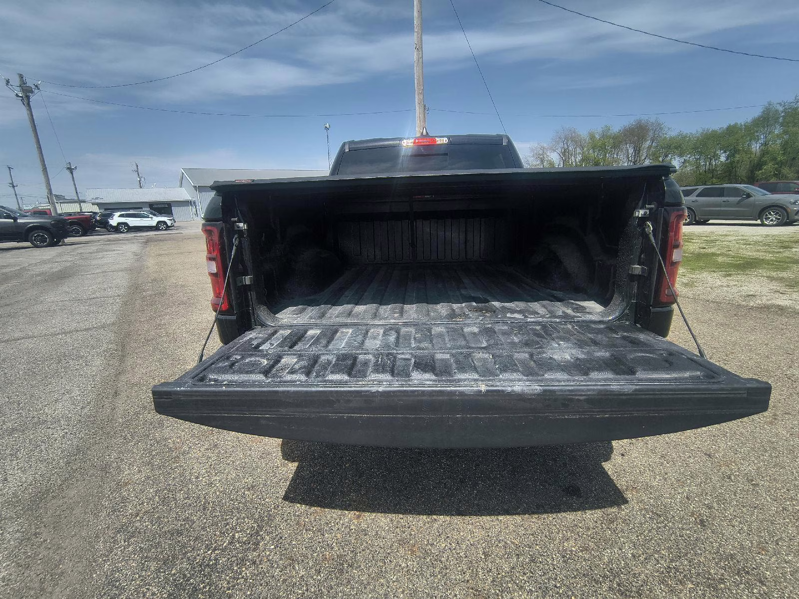 2025 Diamond Black Crystal Pearlcoat Ram 1500 Tradesman 4X4 Truck