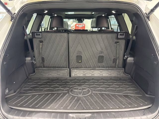 2025 Wind Chill Pearl Toyota Grand Highlander Hybrid MAX Platinum AWD SUV