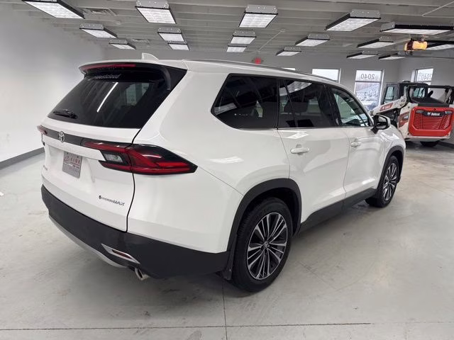 2025 Wind Chill Pearl Toyota Grand Highlander Hybrid MAX Platinum AWD SUV