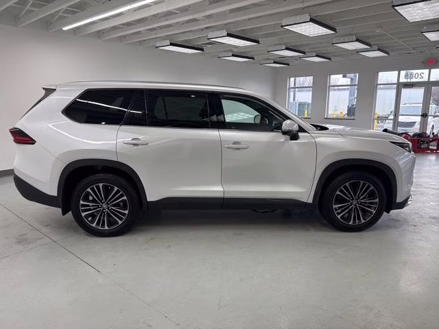 2025 Wind Chill Pearl Toyota Grand Highlander Hybrid MAX Platinum AWD SUV