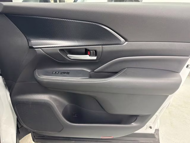 2025 Wind Chill Pearl Toyota Grand Highlander Hybrid MAX Platinum AWD SUV