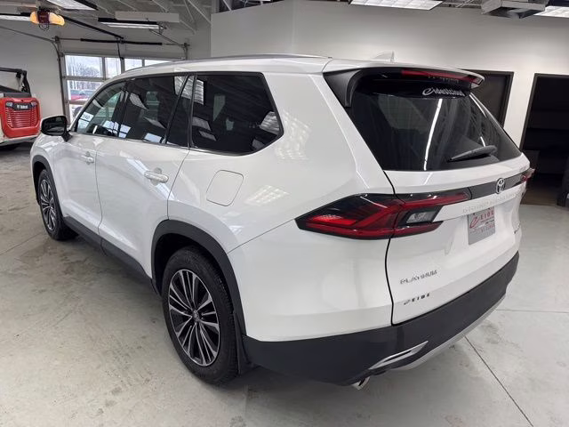 2025 Wind Chill Pearl Toyota Grand Highlander Hybrid MAX Platinum AWD SUV