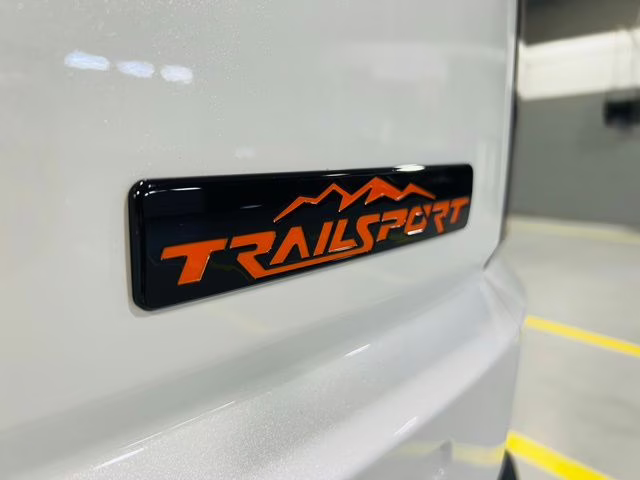 2026 Platinum White Pearl Honda Passport TrailSport Elite Blackout AWD SUV
